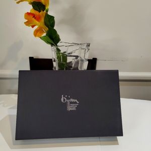 Bijan Empty Magnetic Gift Box  Size Medium